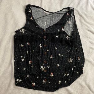 Maurice’s Black and Floral Tank Top; size: 2 (2X)